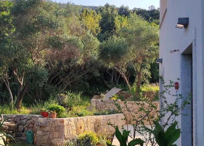 Διαμέρισμα Desanti 2 *